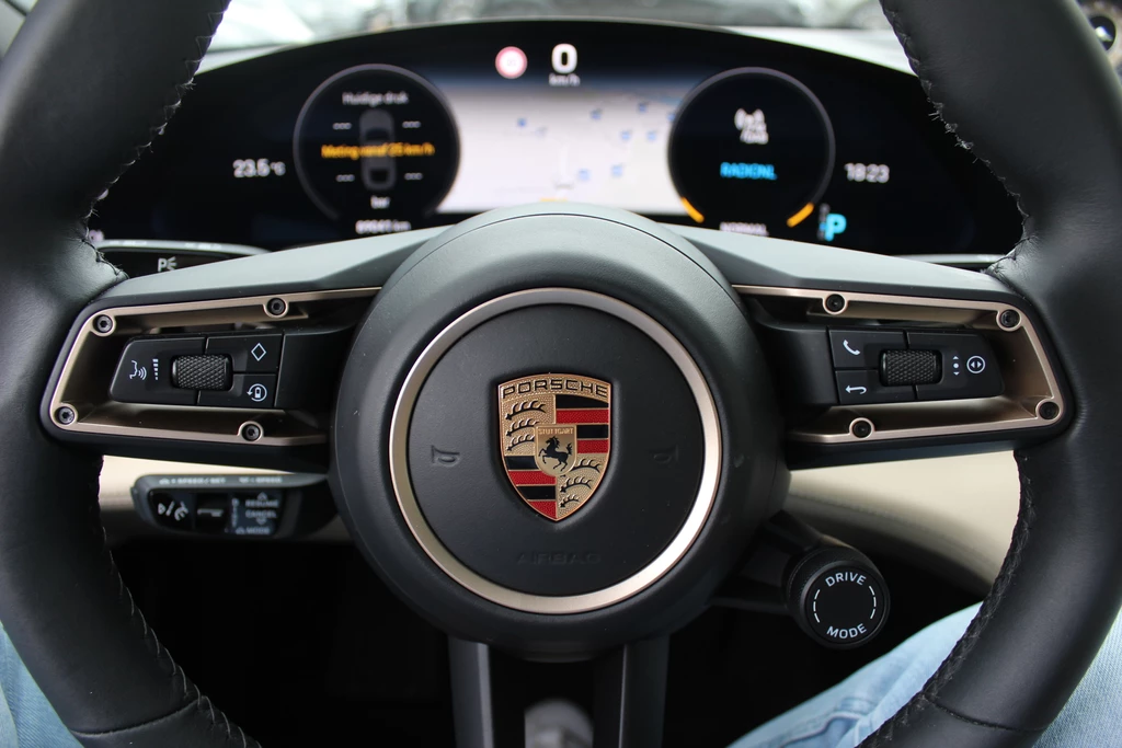 Porsche Taycan – foto 37