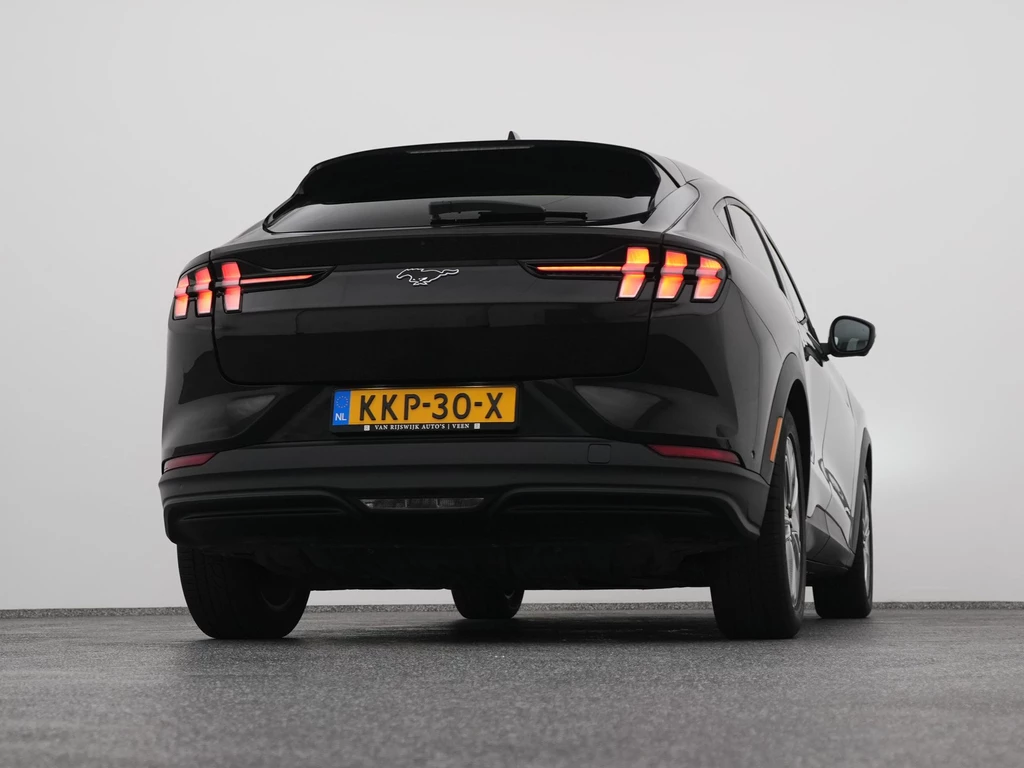 Ford Mustang Mach-E – foto 13