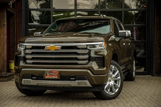 Chevrolet Silverado – thumbnail 1