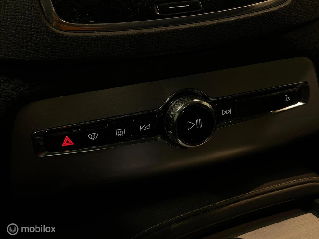 Volvo XC90 – foto 26