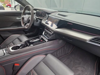 Audi e-tron GT – thumbnail 13