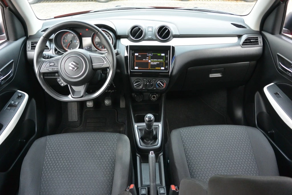 Suzuki Swift – foto 16