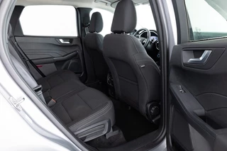 Ford Kuga – thumbnail 16