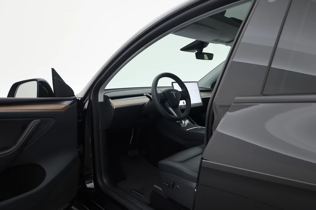 Tesla Model Y – foto 9