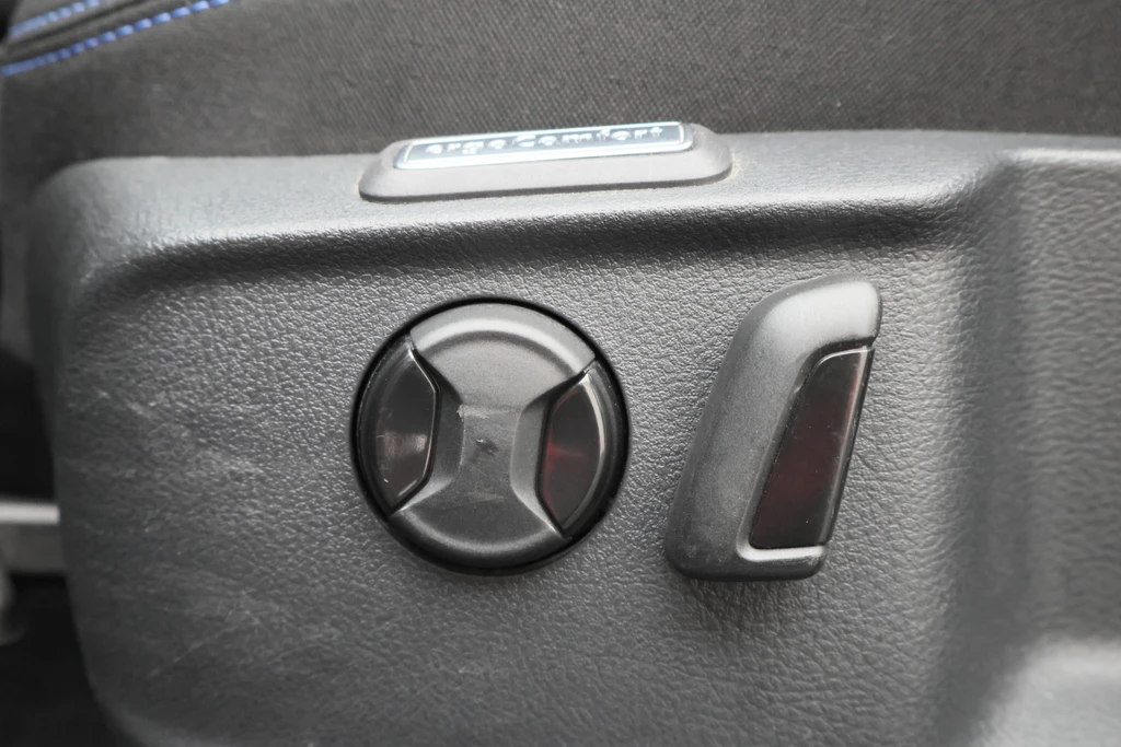 Volkswagen Passat – foto 21
