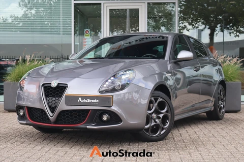 Alfa Romeo Giulietta 1.4 TURBO MULTIAIR Super 150pk | Navi | PDC | Climate | Cruise