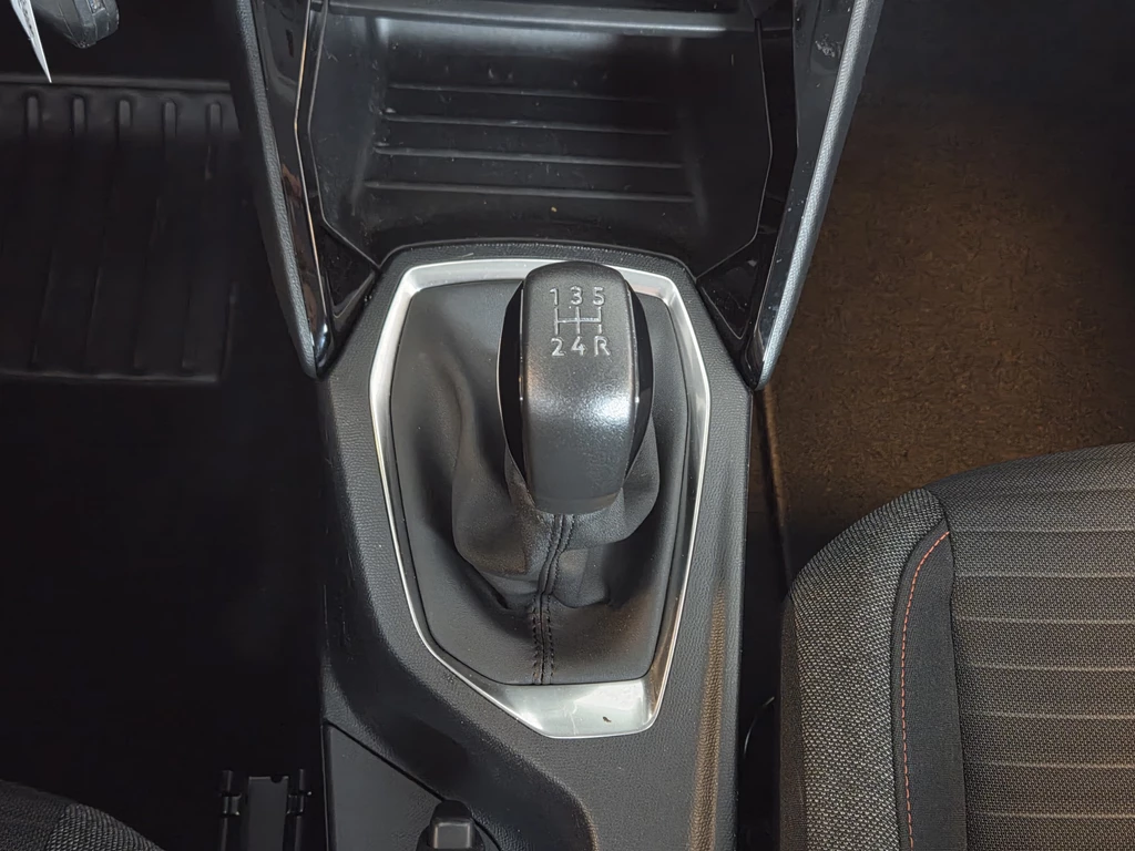 Peugeot 208 – foto 32
