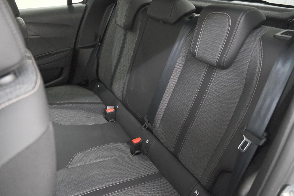 Peugeot 208 – foto 30