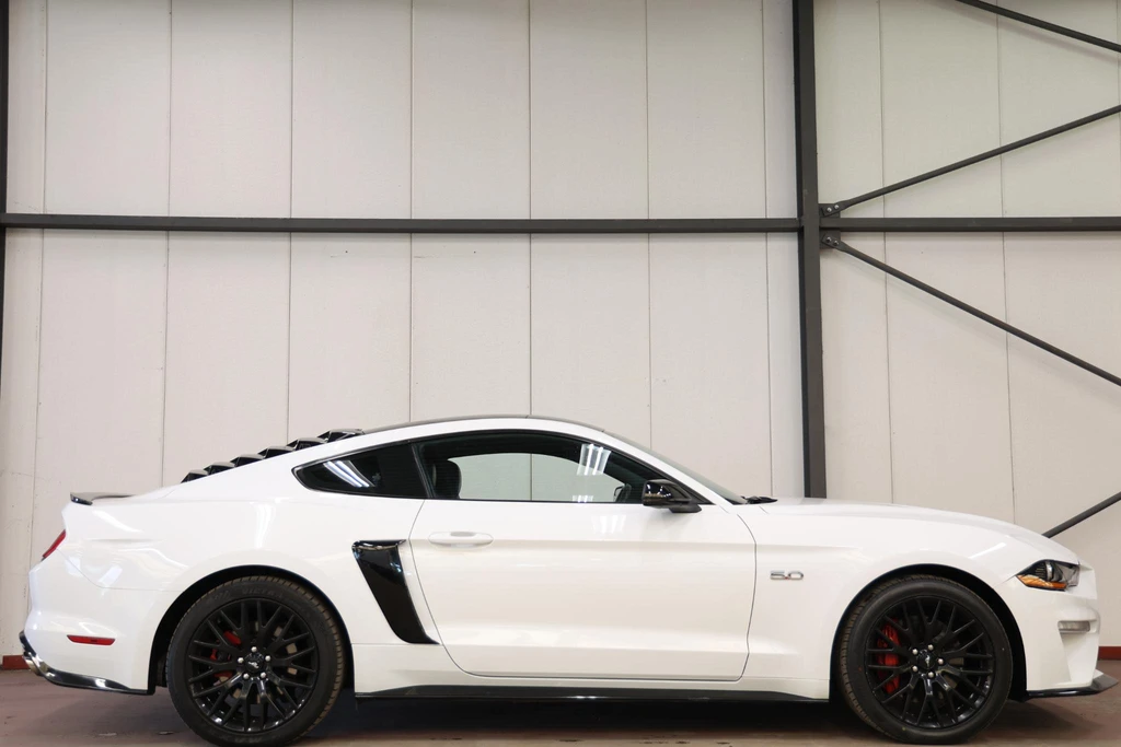 Ford Mustang – foto 8