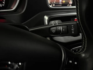 Volvo V40 – thumbnail 22
