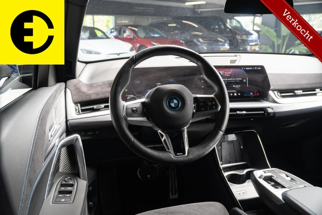BMW iX2 – foto 18