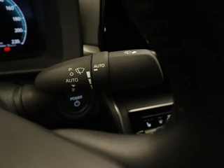 Toyota C-HR – thumbnail 28