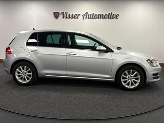 Volkswagen Golf – thumbnail 9