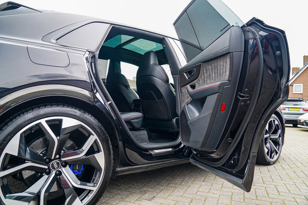 Audi RSQ8 – foto 23