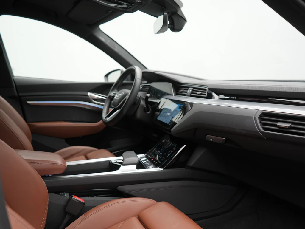 Audi Q8 e-tron – foto 14