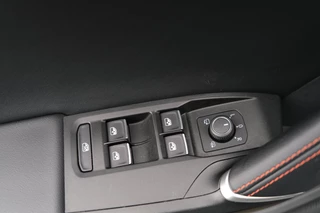 SEAT Leon – thumbnail 33