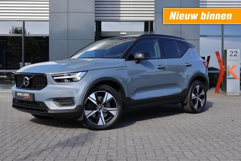 Volvo XC40 R Design Recharge PEHV / Panodak / El. a-klep / LED / navi / Camera/ App-Connect