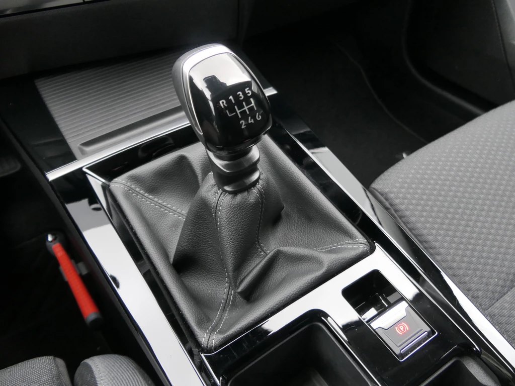Opel Astra – foto 31