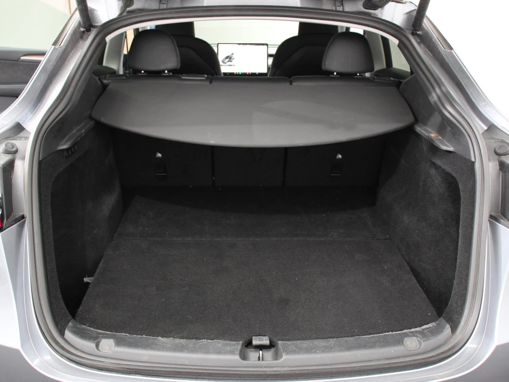 Tesla Model Y – foto 34