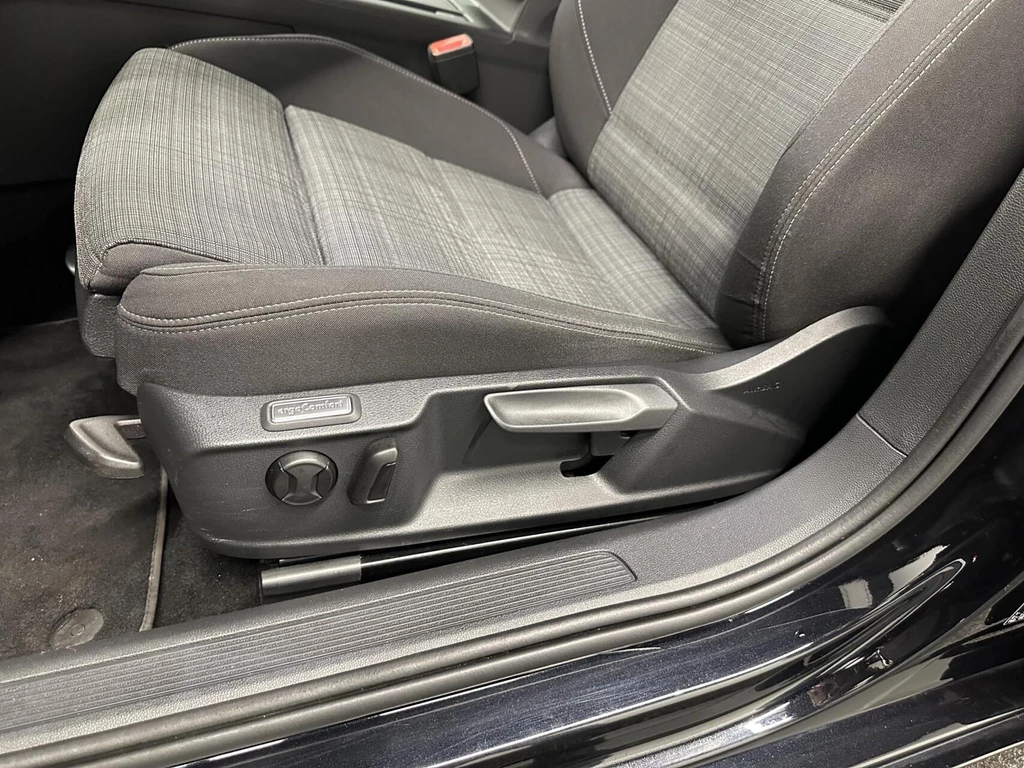 Volkswagen Passat – foto 18