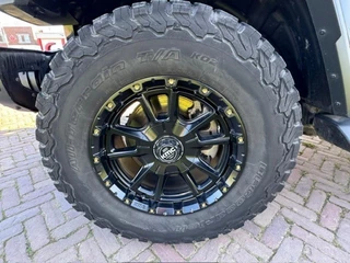 Jeep Wrangler – thumbnail 17