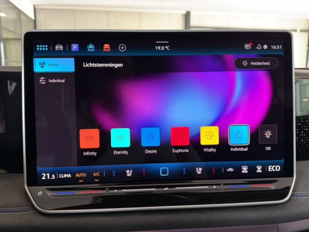 Volkswagen Tiguan – foto 28
