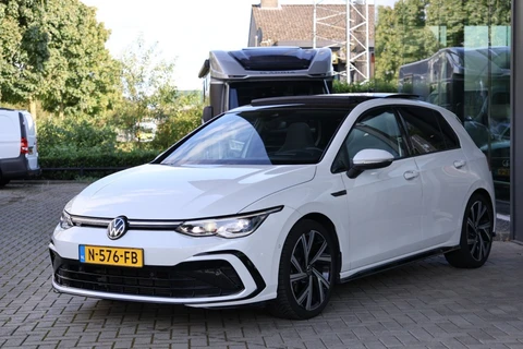 Volkswagen Golf 1.5 R-LINE PANO*SFEER*H&K*IQ-LIGHT*CARPLAY*ADAPTIEF*CAMERA*HUD