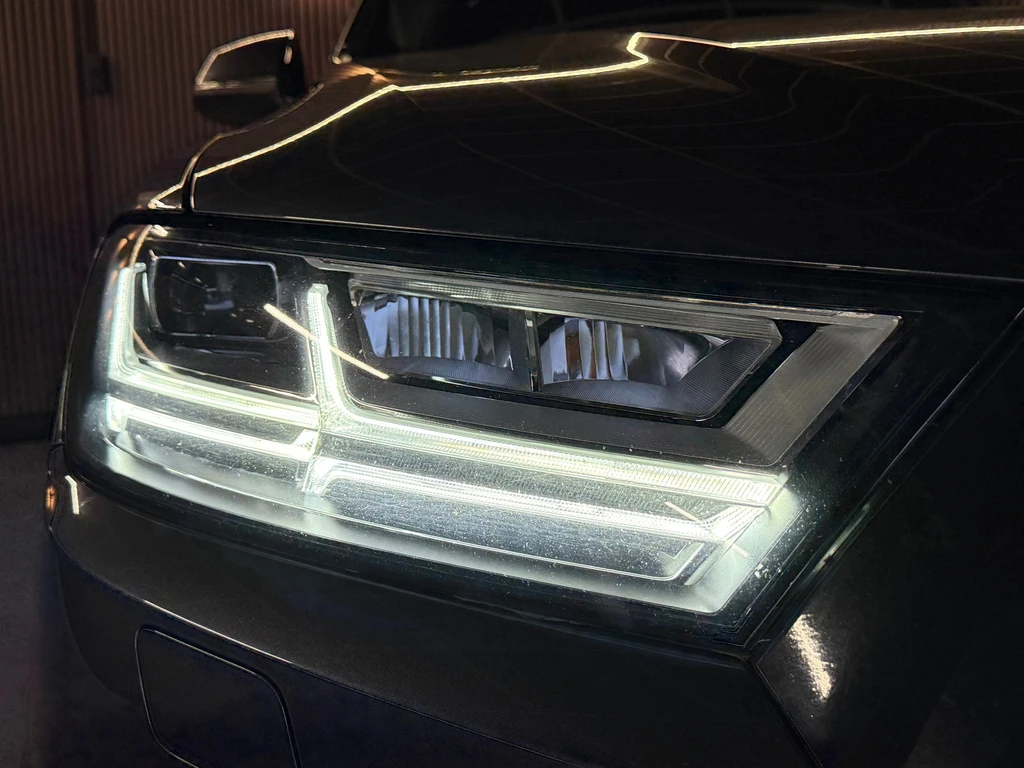 Audi SQ7 – foto 12
