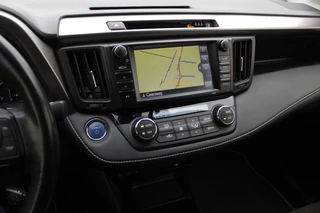 Toyota RAV4 – thumbnail 8