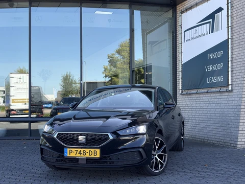 SEAT Leon 1.0 TSI Style*LED*ECC*KEYLESS*CRUISE*CARPLAY*