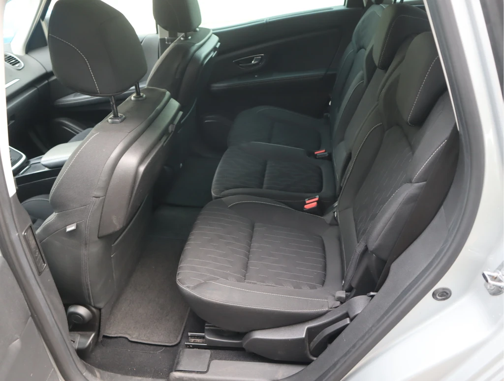 Renault Grand Scénic – foto 21