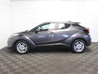 Toyota C-HR – thumbnail 2