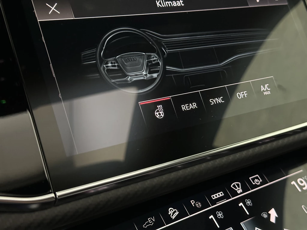 Audi Q8 – foto 18