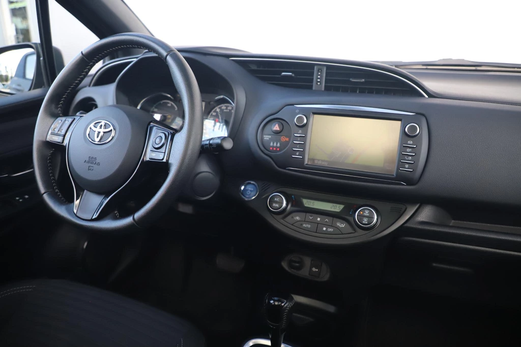 Toyota Yaris – foto 16
