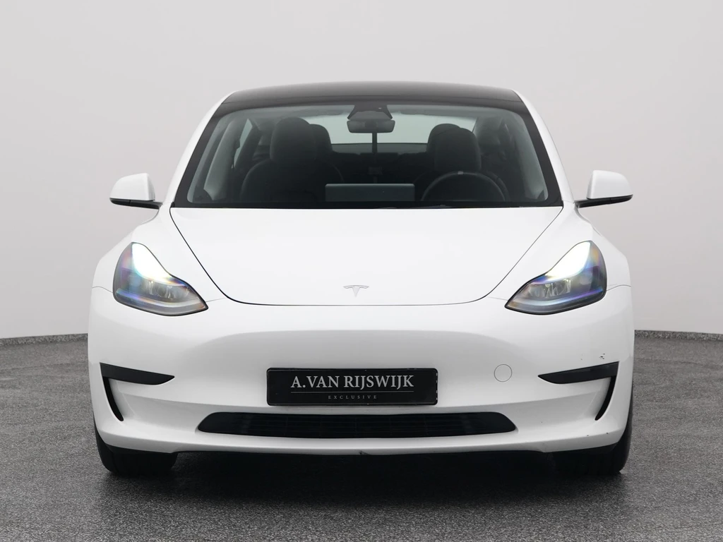 Tesla Model 3 – foto 16