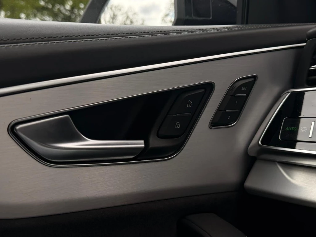 Audi Q8 – foto 21