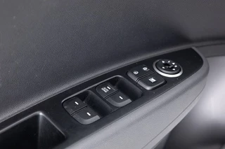Hyundai i10 – thumbnail 13