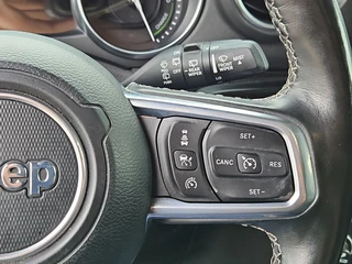 Jeep Wrangler – thumbnail 15
