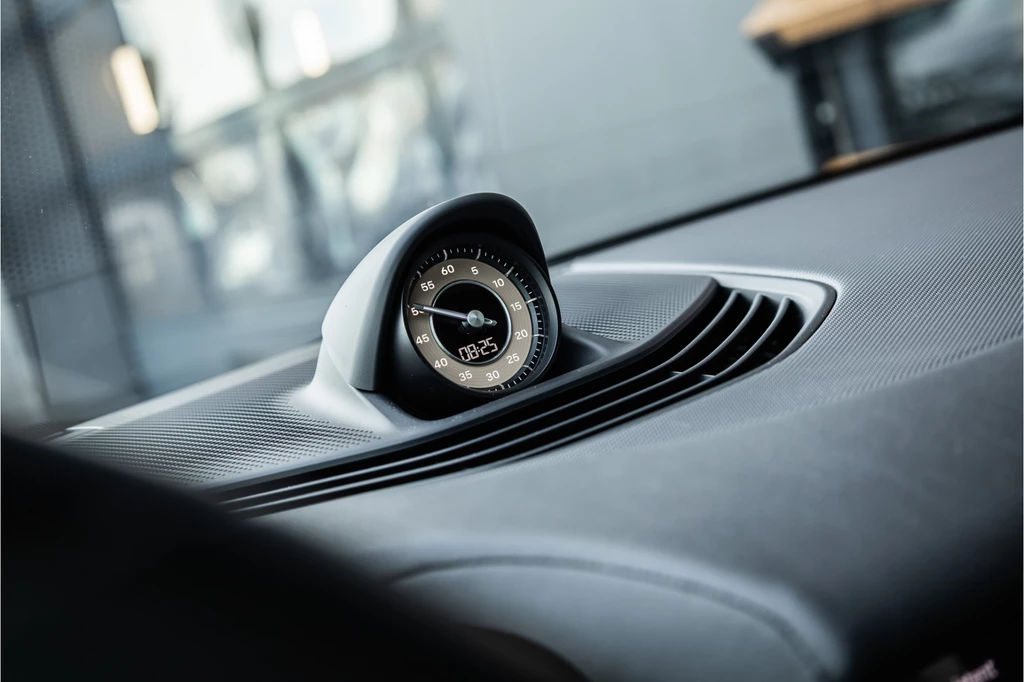 Porsche Taycan – foto 17