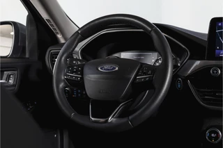 Ford Kuga – thumbnail 16