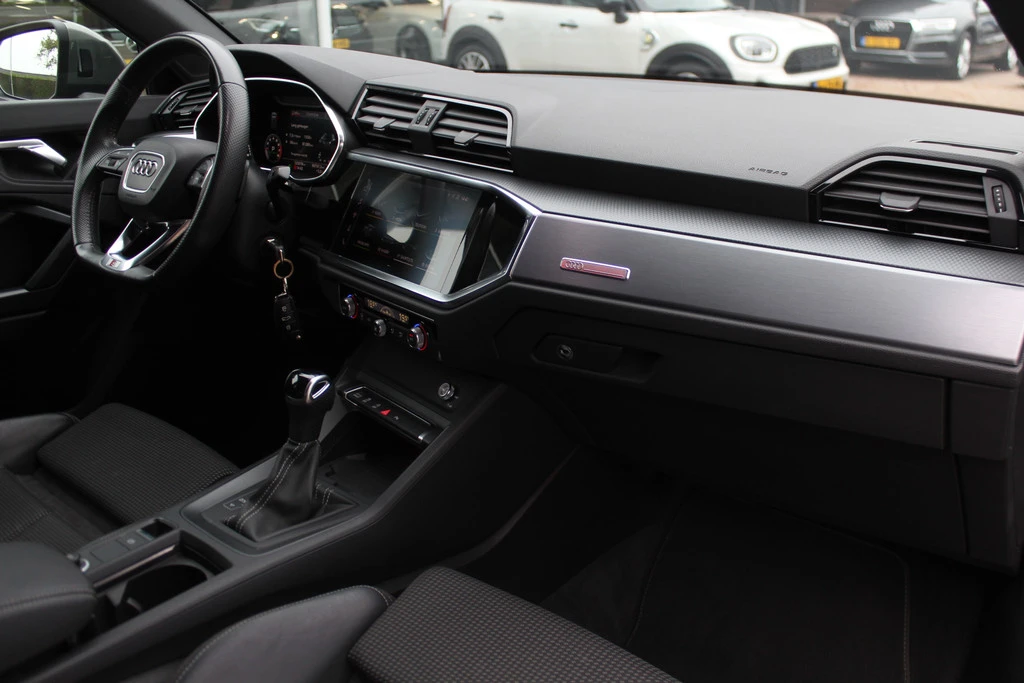 Audi Q3 – foto 14