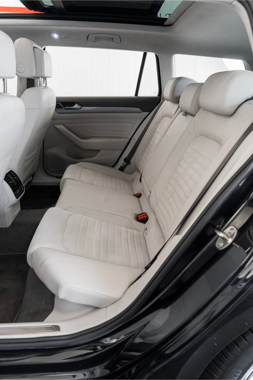 Volkswagen Passat – foto 12