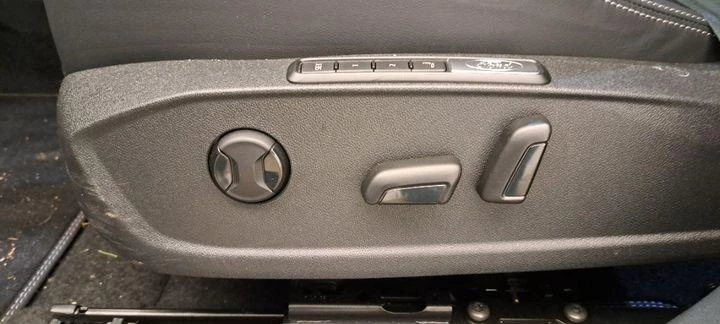 Ford Explorer – foto 13