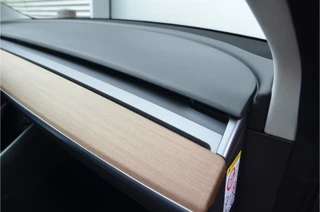 Tesla Model 3 – thumbnail 28