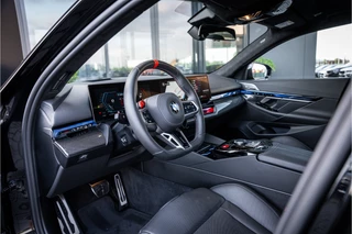 BMW M5 – thumbnail 11
