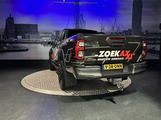 Toyota Hilux – thumbnail 7