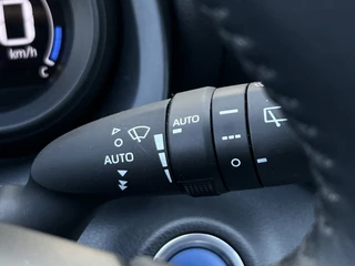 Toyota Yaris – thumbnail 17