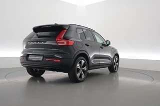 Volvo XC40 – thumbnail 3