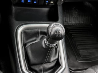 Toyota Hilux – thumbnail 32