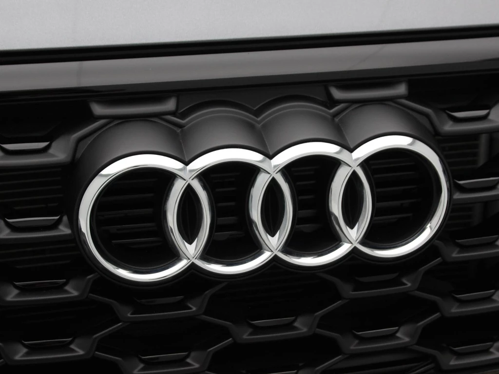 Audi Q3 – foto 11